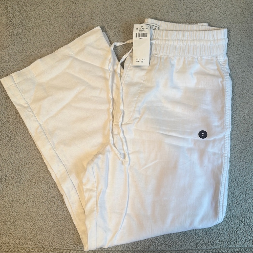AF NWT 7/8 linen white pants